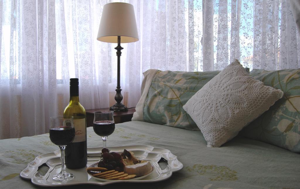 Cutmore Cottages - Meurants Manor Stanhope Gardens Bilik gambar